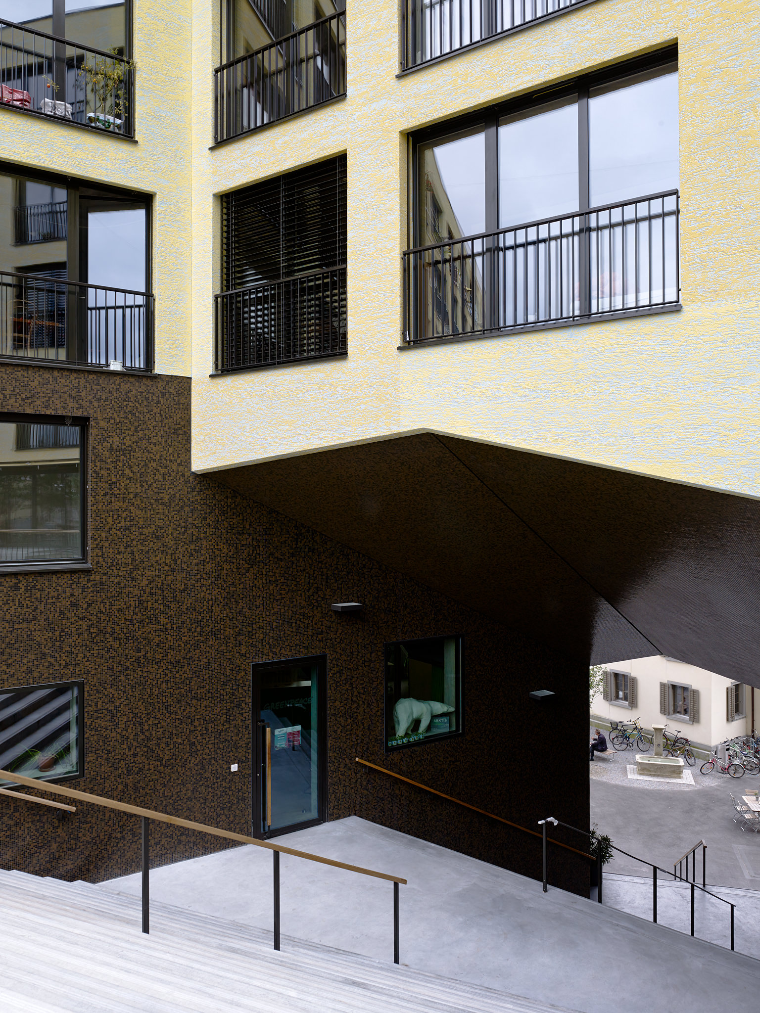 E14520 Alpa 045765 SCREEN